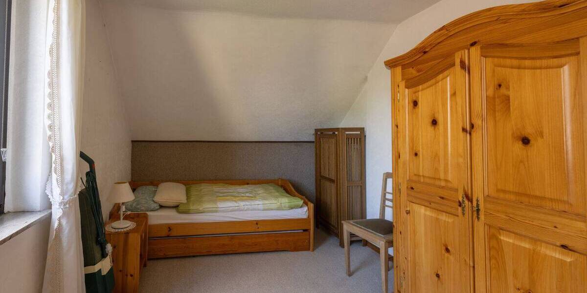 Mehrfamilienhaus, Wohnhaus Krefeld Uerdingen - 8 Zimmer, 189 m&sup2;, 475.000&euro; | Angebot:26695172