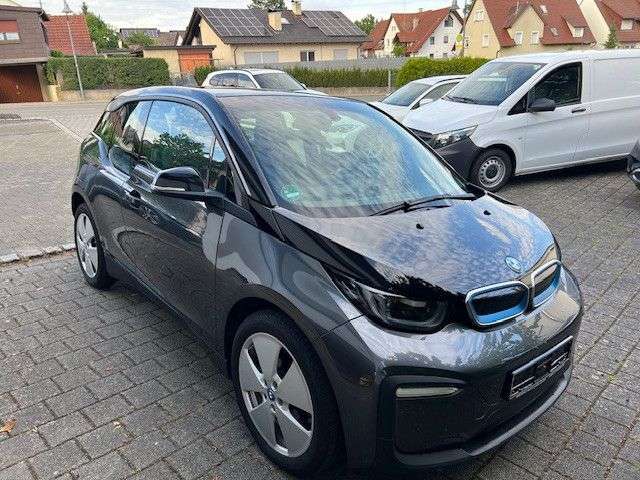 i3