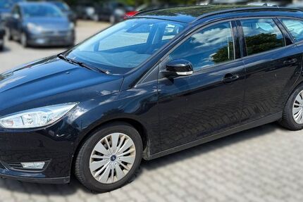 Ford Focus 176.000 km 2.590 &euro; Görlitz 02828