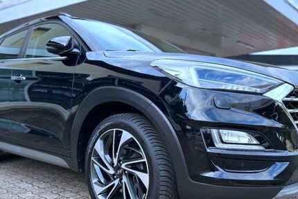 Hyundai TUCSON 114.000 km 18.900 &euro; Losheim am See 66679