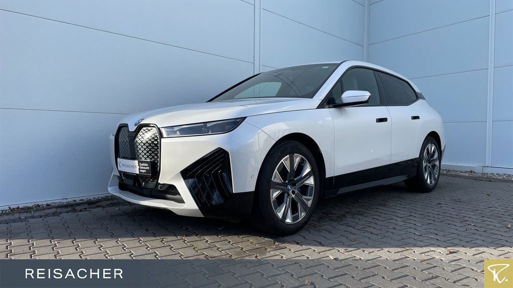 BMW iX 26.791 km 51.999 &euro; Landsberg am Lech 86899