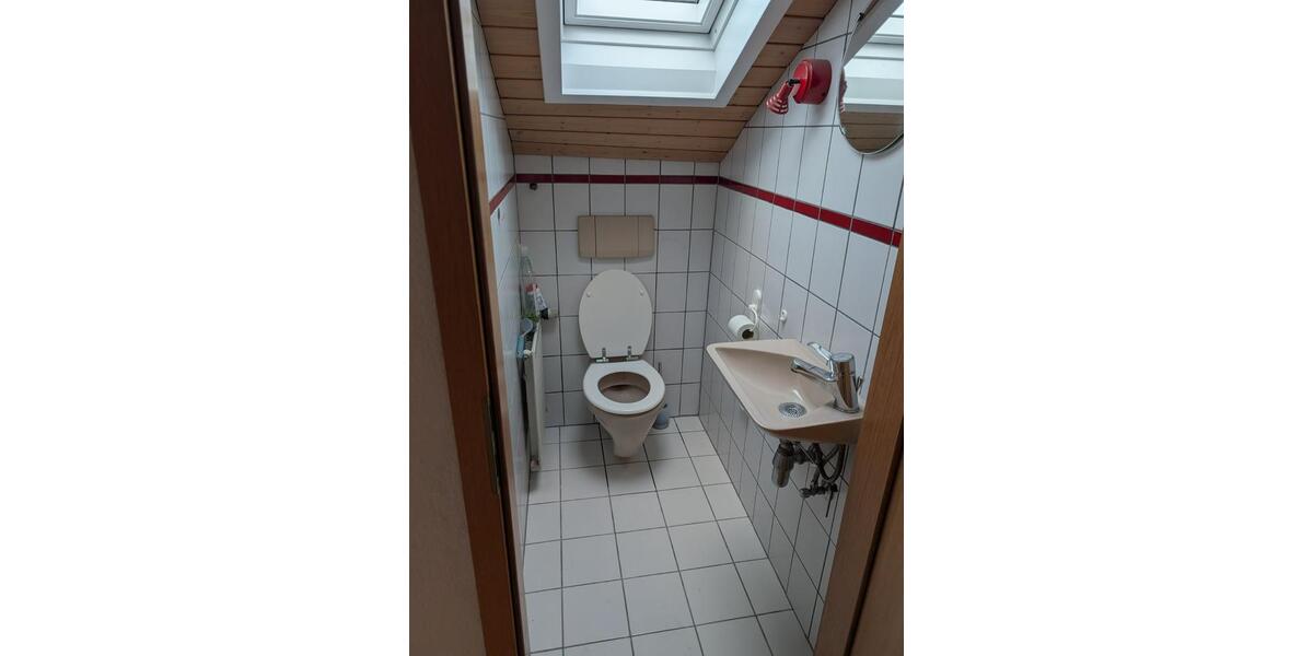 Dachgeschoßwohnung Winnenden - 3 Zimmer, 60 m&sup2;, 820&euro; | Angebot:25446951