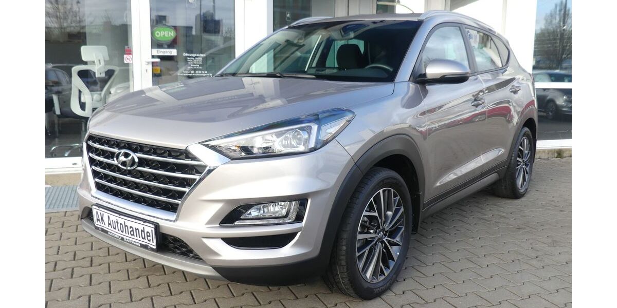 Hyundai TUCSON 70.525 km 18.890 &euro; München 80687
