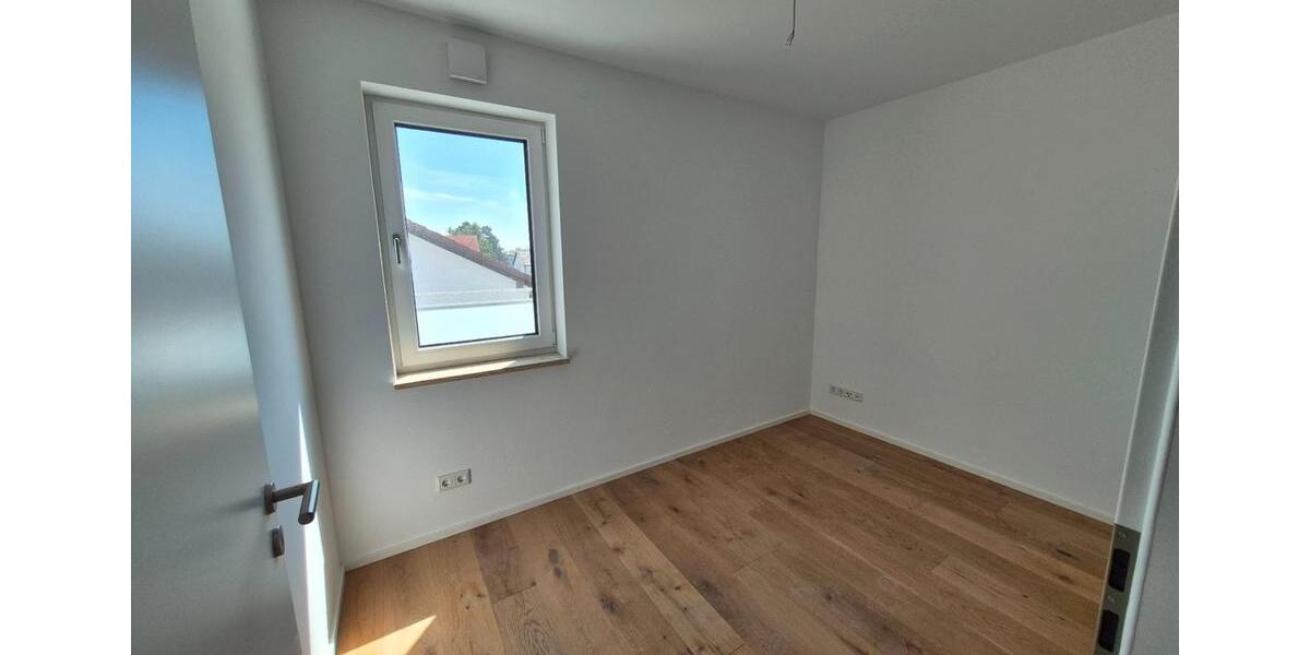 Etagenwohnung Ingolstadt Münchener Straße - 4 Zimmer, 117 m&sup2;, 645.000&euro; | Angebot:26931228