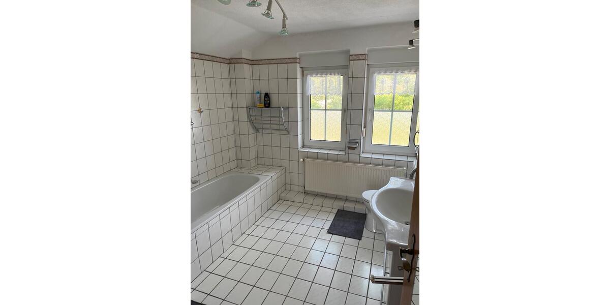 Doppelhaushälfte Emden Rysumer Landstraße - 4 Zimmer, 110 m&sup2;, 1.000&euro; | Angebot:26401999