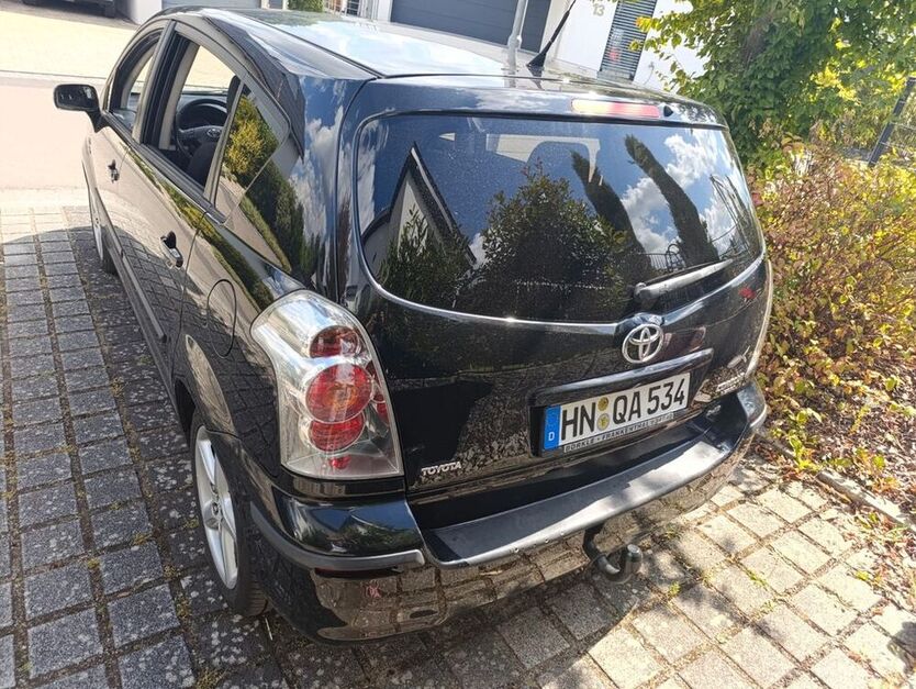 Corolla Verso