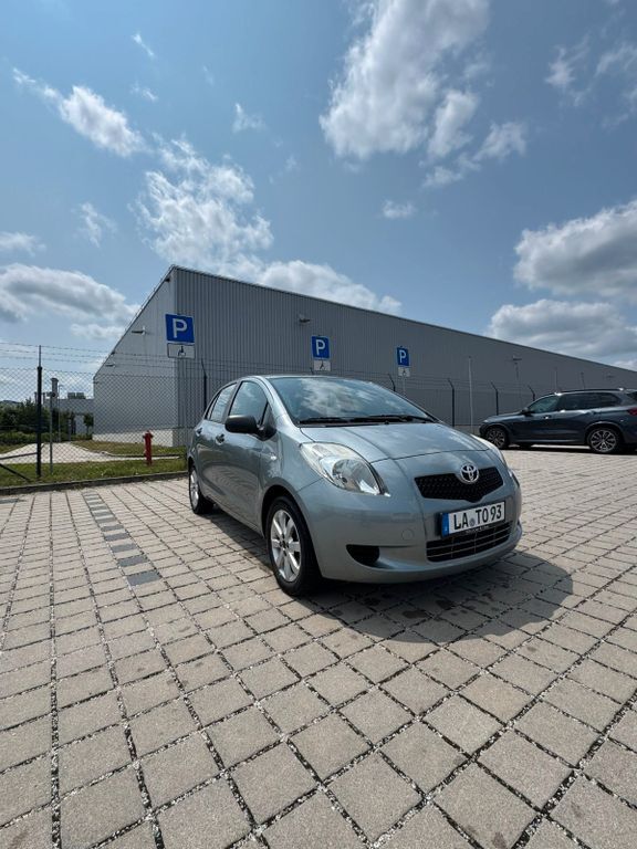 Yaris