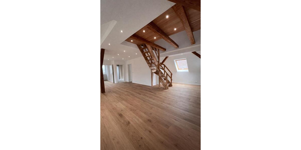 Etagenwohnung Freudenstadt - 3 Zimmer, 257 m&sup2;, 260.000&euro; | Angebot:26283718