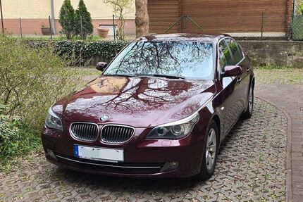 BMW 524 209.000 km 7.500 &euro; Potsdam 14480