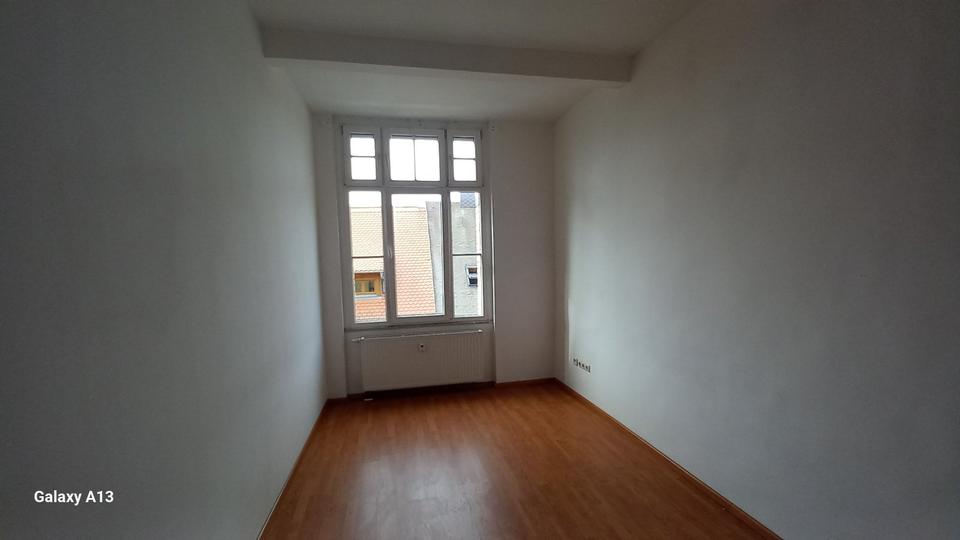 Etagenwohnung Oschatz - 3 Zimmer, 82 m&sup2;, 656&euro; | Angebot:25145915