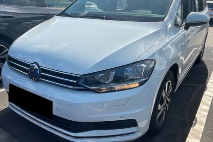 VW Touran 130.000 km 21.490 € Willmering 93497