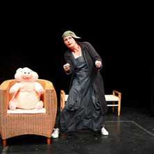 Erika oder der verborgene Sinn des Lebens 06.12.2025 Burgtheater Bautzen