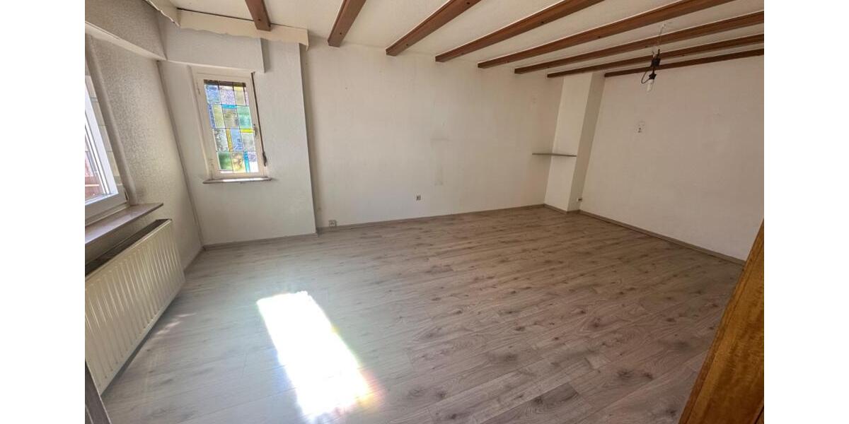 Einfamilienhaus Blieskastel - 3 Zimmer, 80 m&sup2;, 700&euro; | Angebot:26443730