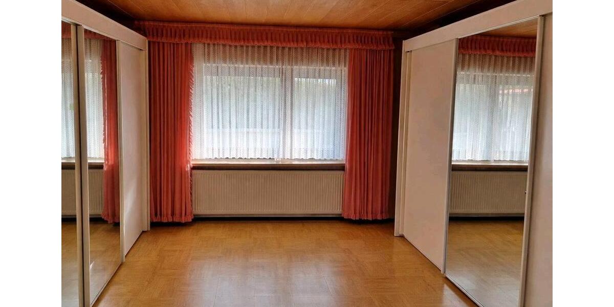 Doppelhaushälfte Hersbruck - 7 Zimmer, 190 m&sup2;, 449.000&euro; | Angebot:26221843