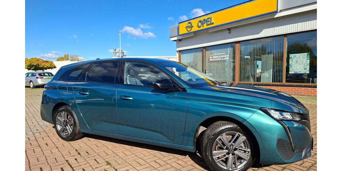 Peugeot 308 26.500 km 21.990 &euro; Altmittweida 09648