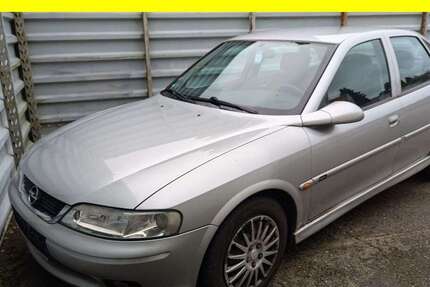 Opel Vectra 145.014 km 650 &euro; Lübeck 23556