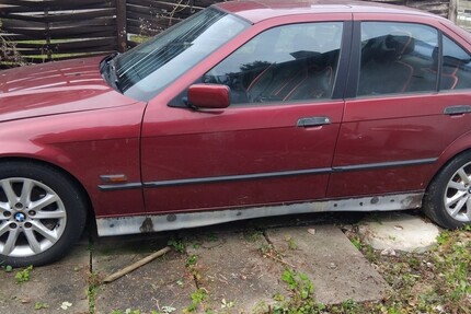 BMW 3er 149.000 km 1.550 € Eichenzell 36124