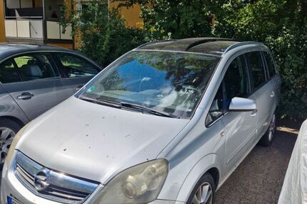 Opel Zafira 270.000 km 800 &euro; Rüsselsheim 65428