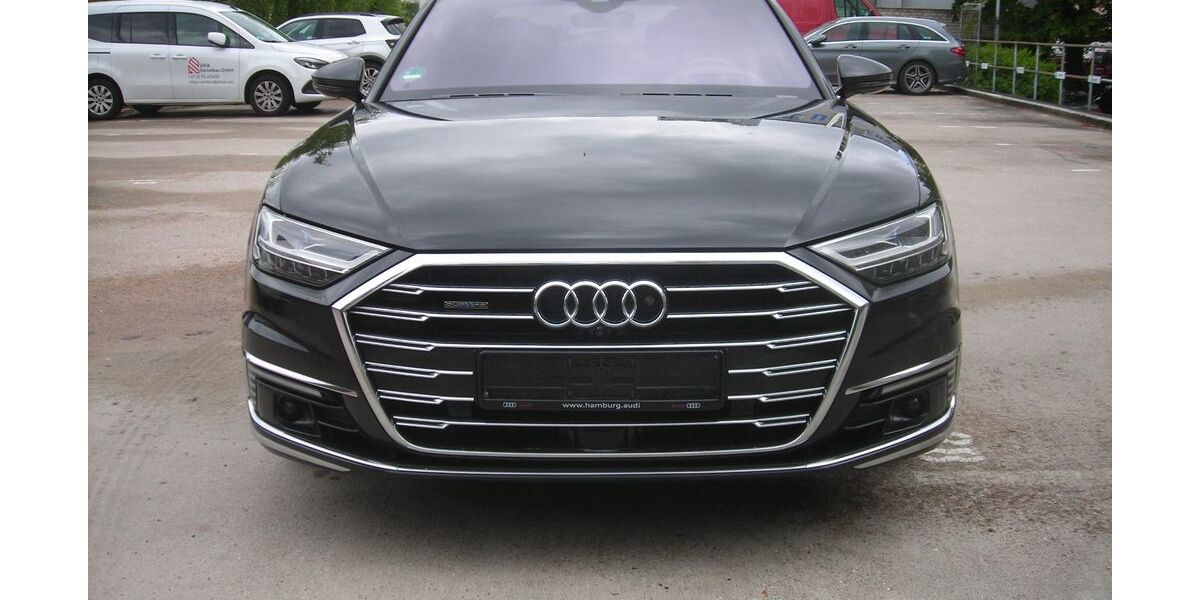 Audi A8 105.459 km 38.750 &euro; Hamburg 20537