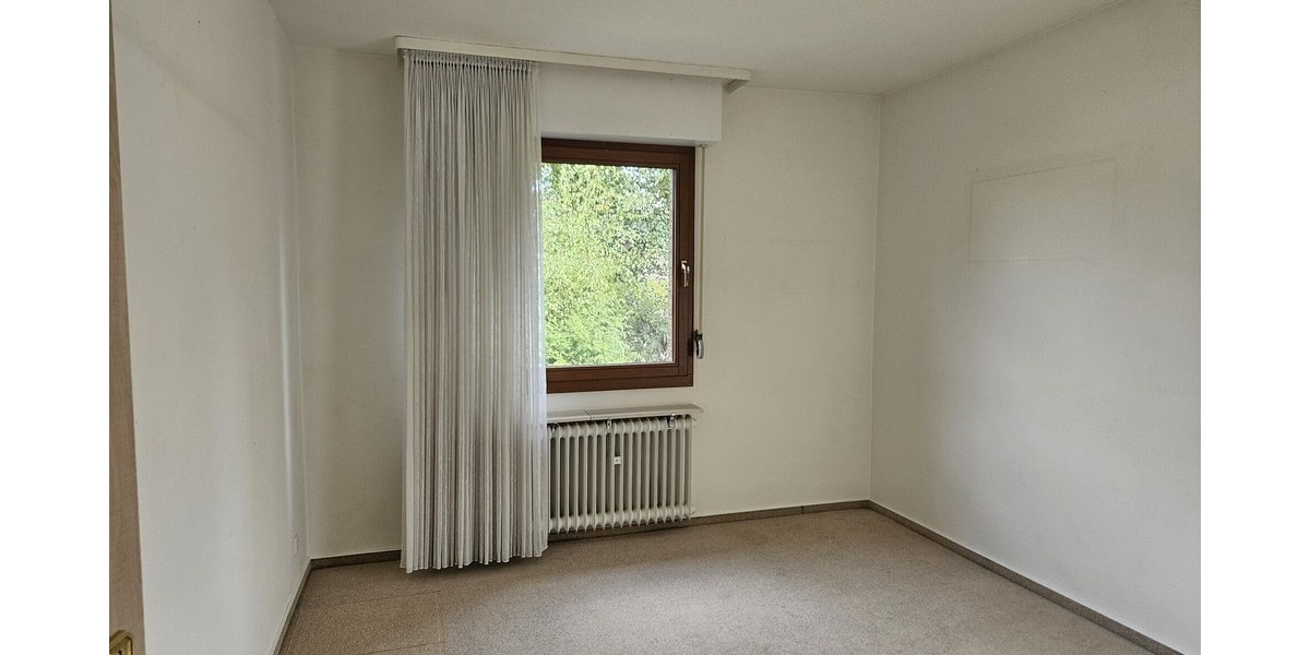 Freistehendes Einfamilienhaus in ruhiger Wohnlage mit Garten und Doppelgarage - Einfamilienhaus Königswinter Thomasberg | Angebot:26646272