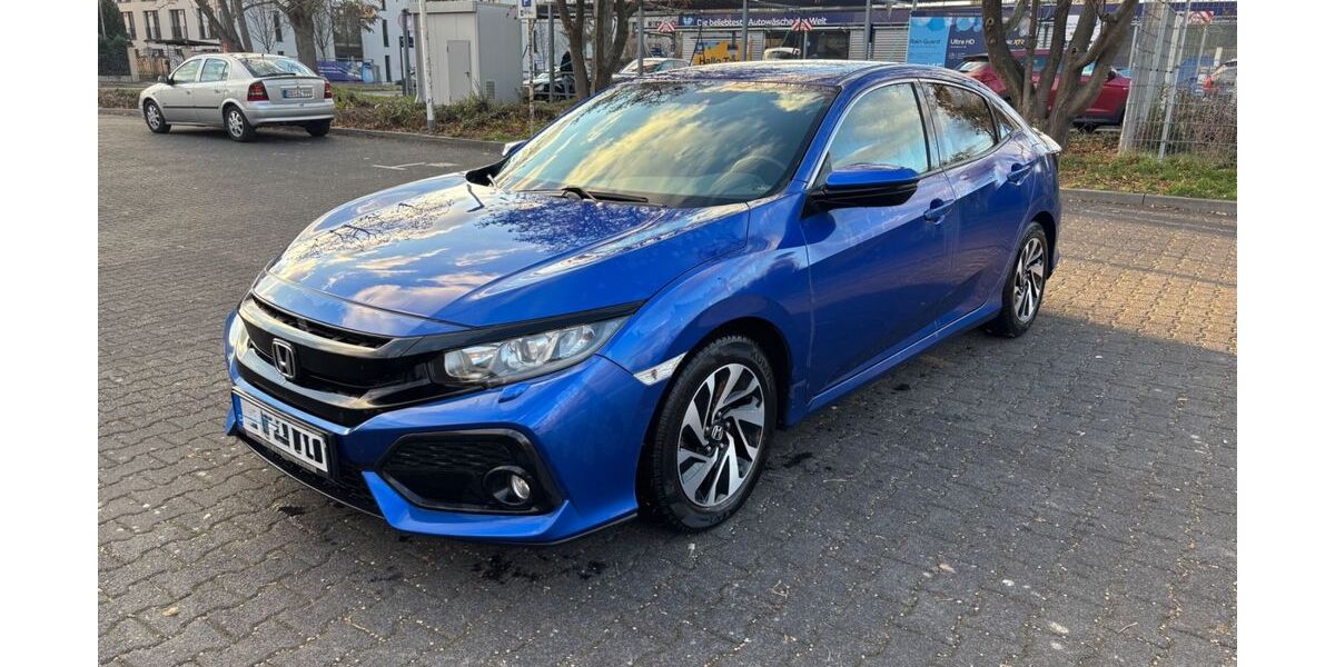 Honda Civic 108.000 km 12.990 € Dresden 01309