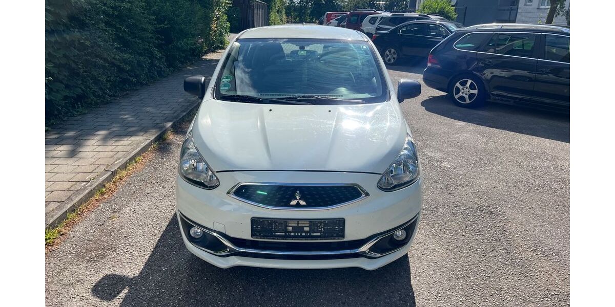 Mitsubishi Space Star 99.500 km 3.100 &euro; Hallbergmoos 85399
