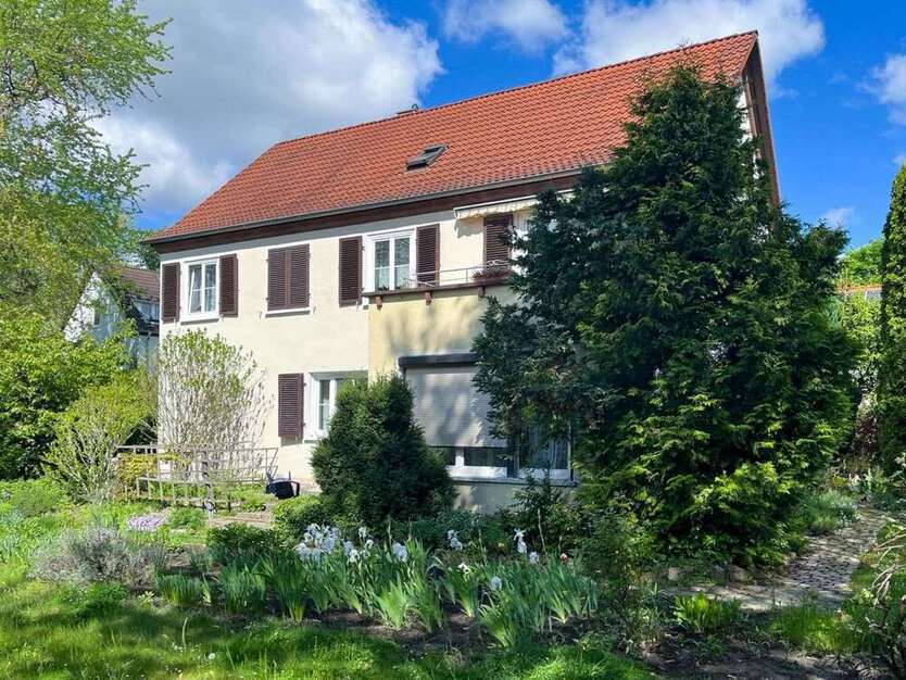 Haus zum Kaufen in Schkopau 370.000 € 200.2 m²