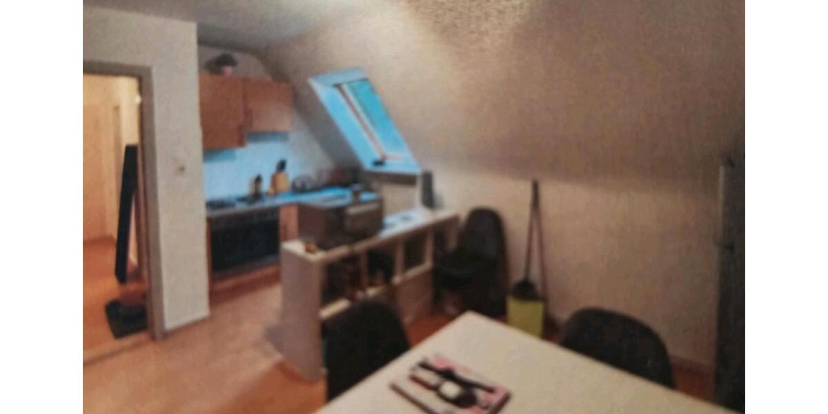 Dachgeschoßwohnung Wilhelmshaven Fedderwardergroden - 2 Zimmer, 53 m&sup2;, 400&euro; | Angebot:26572836
