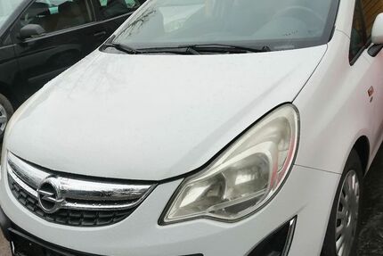 Opel Corsa 114.000 km 3.490 &euro; Schönefeld OT-Waltersdorf 12529