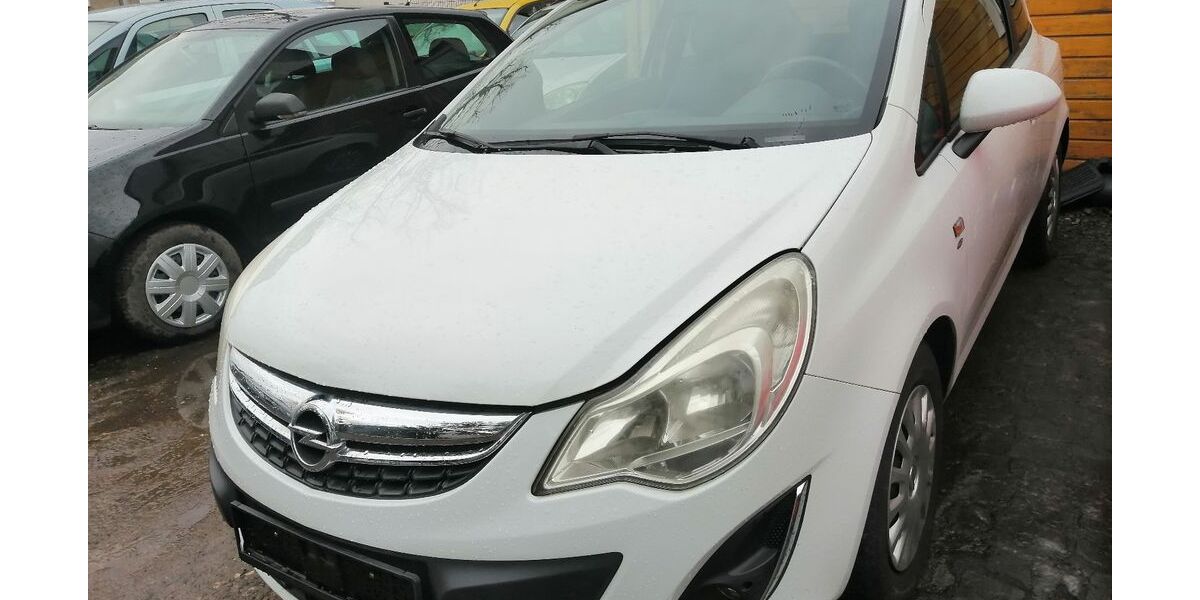 Opel Corsa 114.000 km 3.490 &euro; Schönefeld OT-Waltersdorf 12529