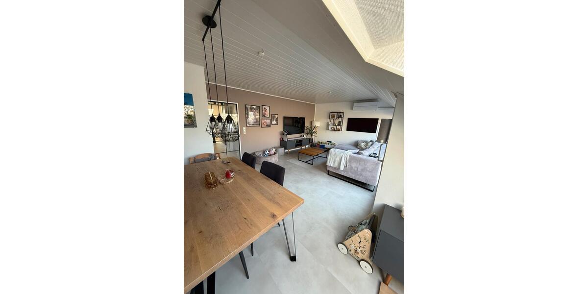 Dachgeschoßwohnung Dortmund Hombruch - 3 Zimmer, 84 m&sup2;, 299.000&euro; | Angebot:25532507