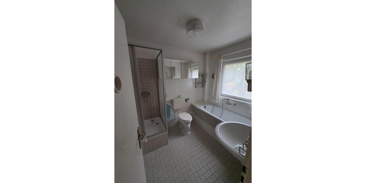 Reihenhaus Norderstedt Glashütte - 6 Zimmer, 150 m&sup2;, 420.000&euro; | Angebot:26879794