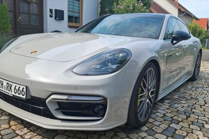 Porsche Panamera 76.500 km 85.000 € Adelsdorf 91325