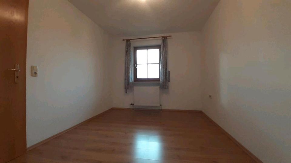 Etagenwohnung Grafenwiesen - 1 Zimmer, 42 m&sup2;, 520&euro; | Angebot:26374261