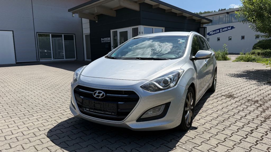 Hyundai i30 256.000 km 1.900 &euro; Heidenheim 89520