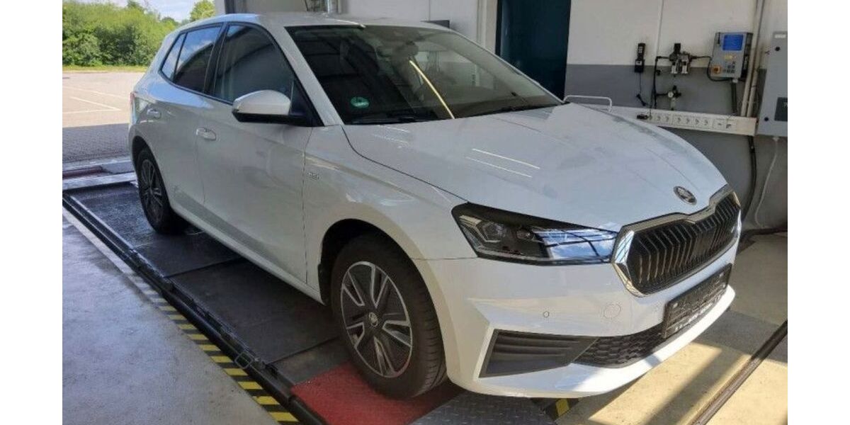 Skoda Fabia 39.350 km 15.250 &euro; Karlstadt 97753