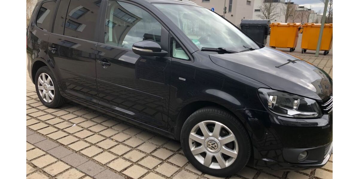 VW Touran 136.000 km 7.450 &euro; Augsburg 86161