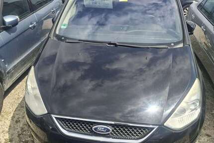 Ford Galaxy 284.000 km 2.990 &euro; München 81829