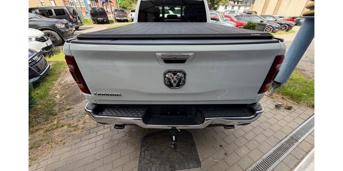 Dodge RAM 1500 5,7 HEMI LARAMIE 113.000 km 32.499 &euro; Rudolstadt 07407