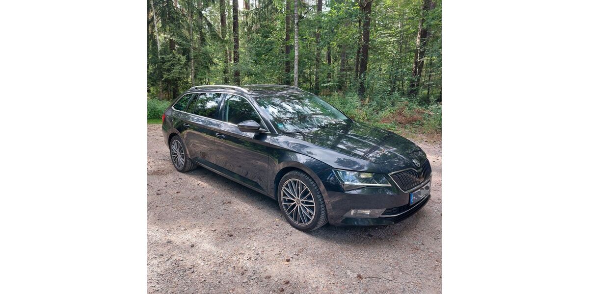 Skoda Superb 123.000 km 18.200 &euro; Erlangen 91056