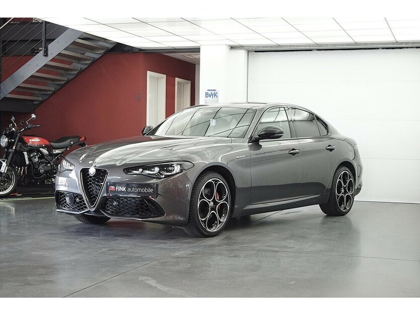 Giulia Veloce Q4 2.0 Turbo Harman-Kardon