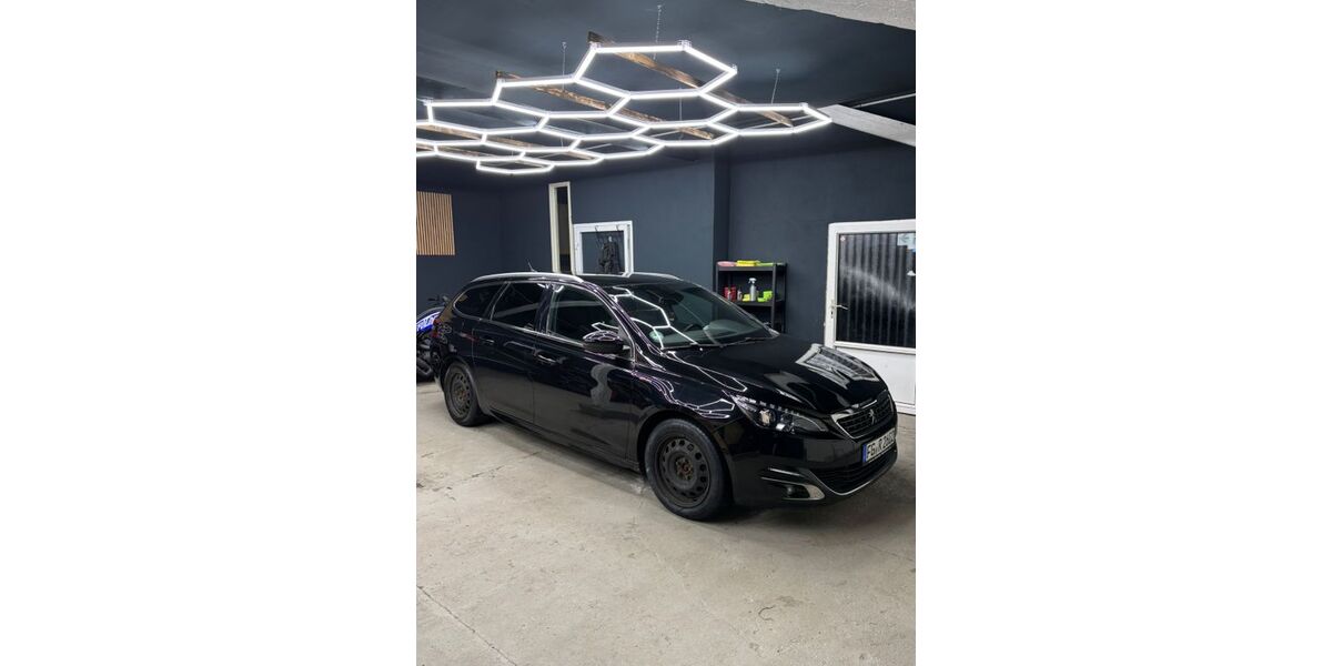 Peugeot 308 140.000 km 10.000 &euro; Oberschöna 09600