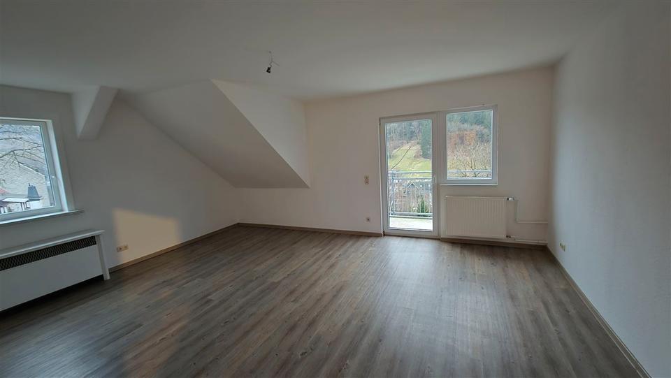 Etagenwohnung Ilmenau - 4 Zimmer, 120 m&sup2;, 679&euro; | Angebot:26425563