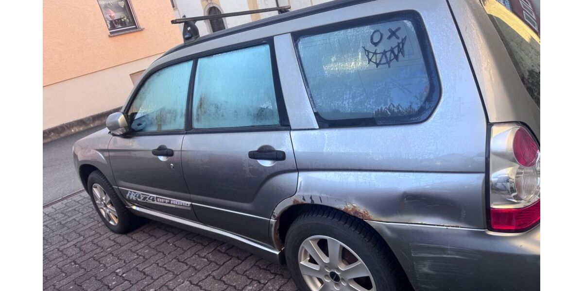 Subaru Forester 358.000 km 1.800 &euro; Schönbrunn 96185