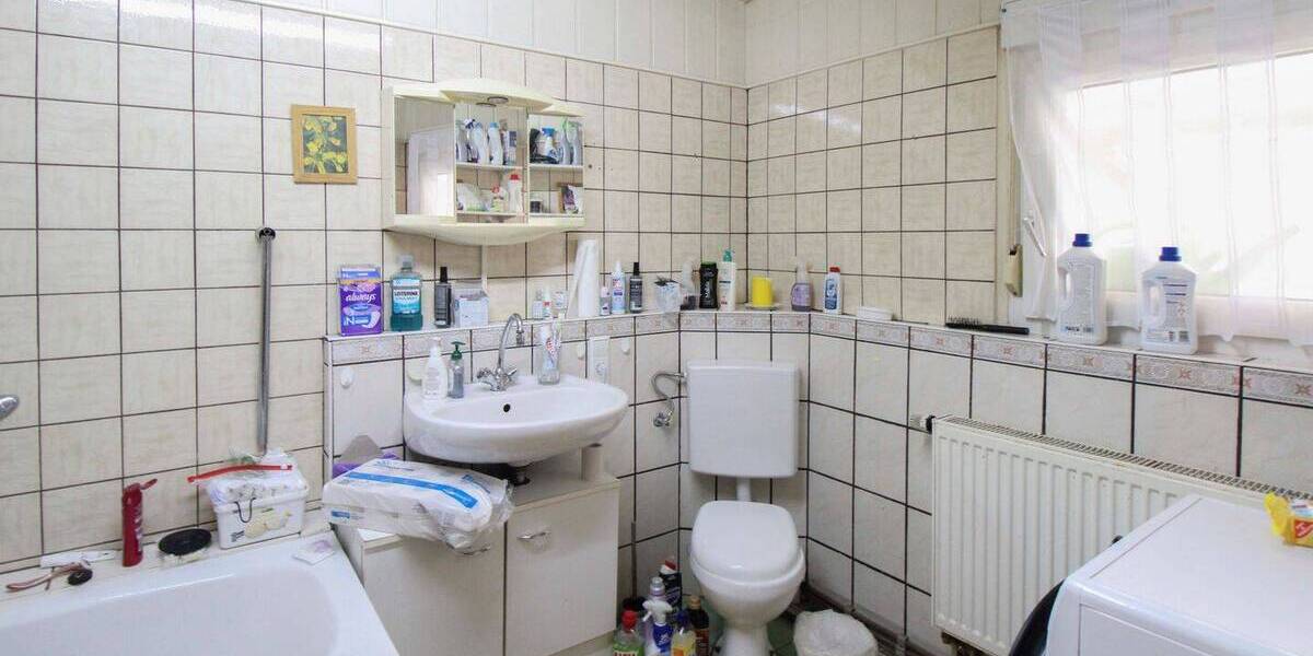 Einfamilienhaus Karlsruhe Beiertheim-Bulach - 5 Zimmer, 142 m&sup2;, 410.000&euro; | Angebot:26695482
