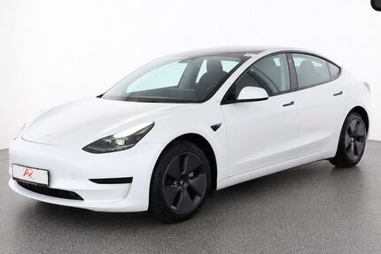 Tesla Model 3 25.000 km 30.880 &euro; Ludwigsfelde 14974