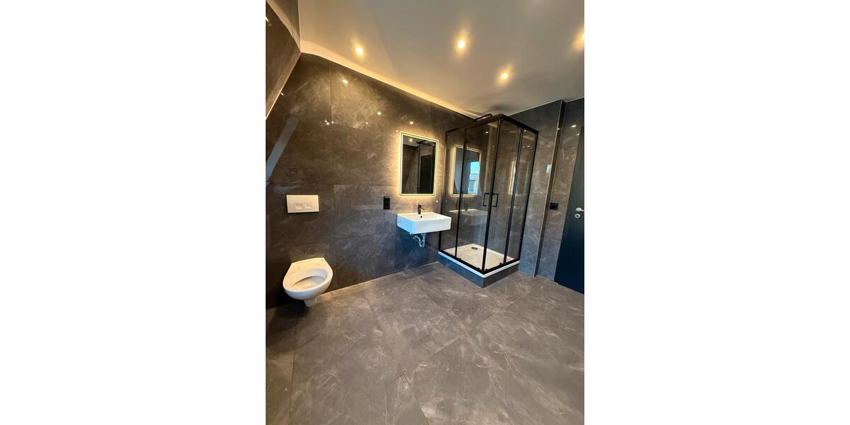 Dachgeschoßwohnung Werl - 4 Zimmer, 125 m&sup2;, 1.300&euro; | Angebot:25391584