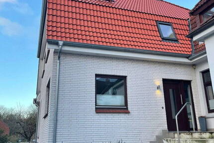 Haus Flensburg Friesischer Berg - 7 Zimmer, 273 m&sup2;, 790.000&euro; | Angebot:26218208