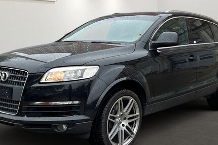 Audi Q7 266.589 km 6.499 € Berlin 12681