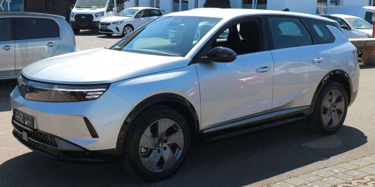 Opel Grandland X 7.100 km 32.850 &euro; Ellwangen - Neunstadt 73479